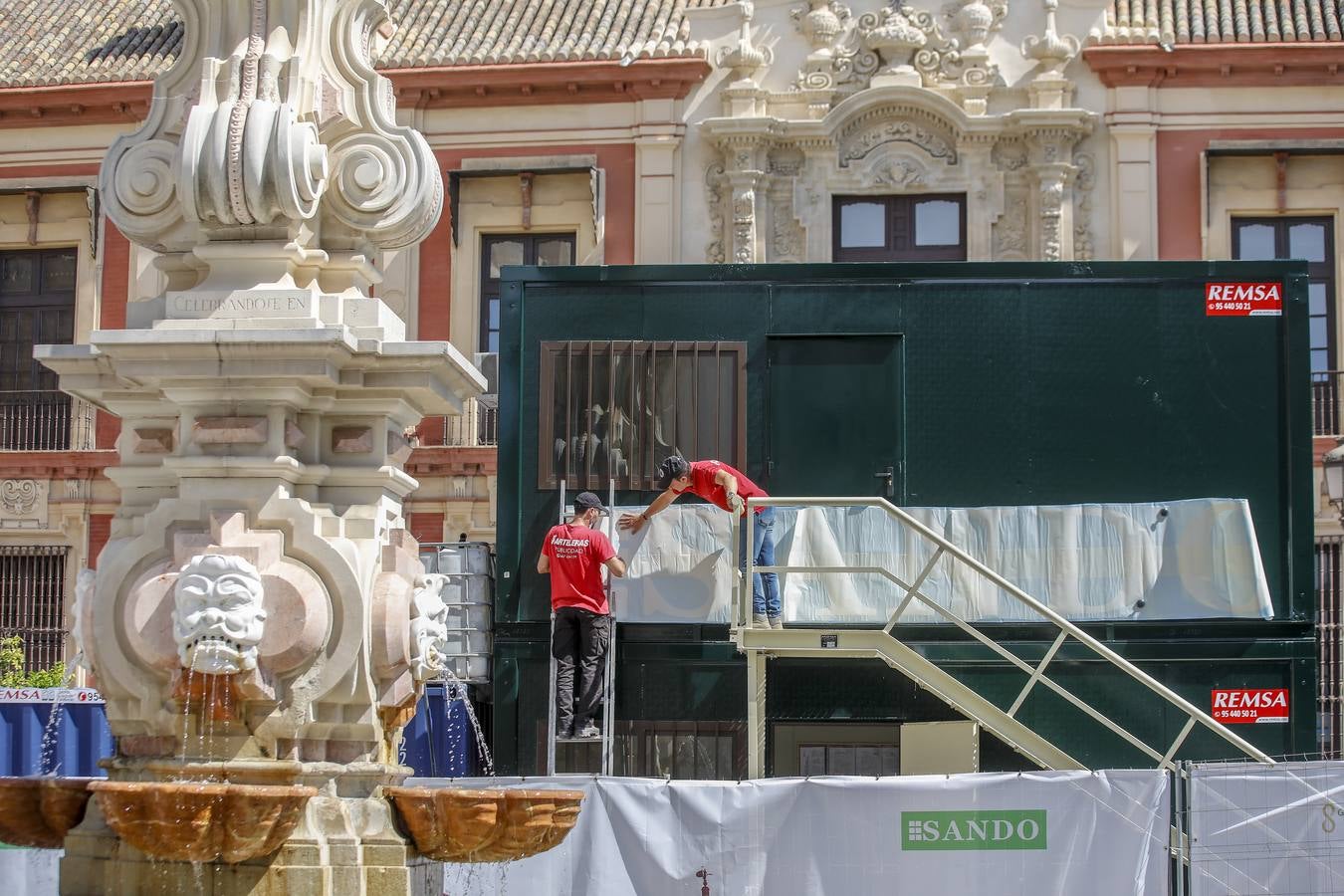 Las obras para la peatonalización de Mateos Gago continúan avanzando en los tres tramos contemplados