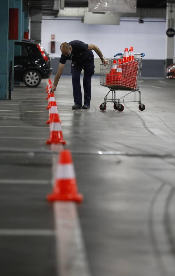 En imágenes, el centro comercial El Arcángel de Córdoba prepara su reapertura