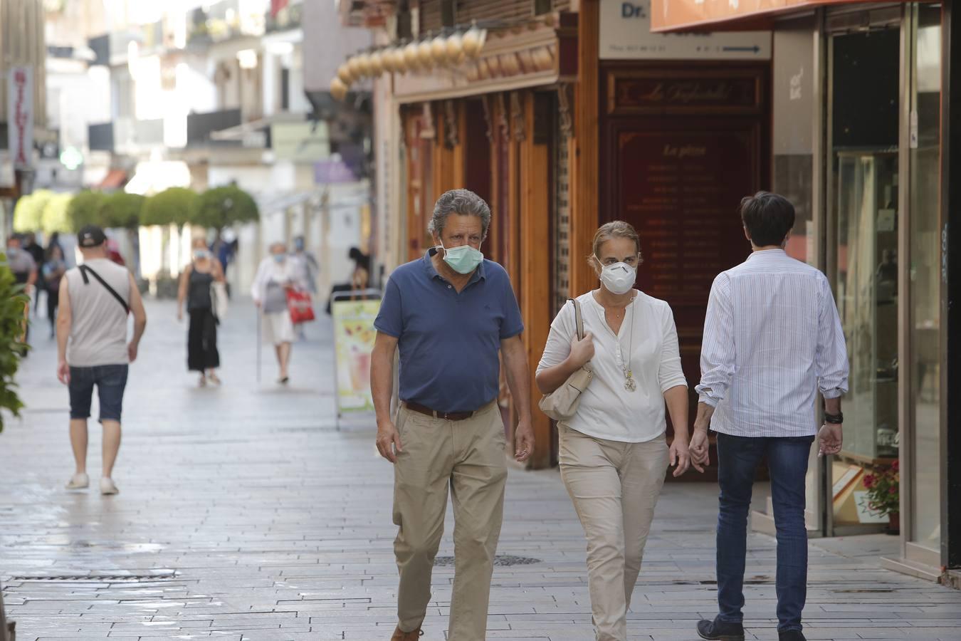 El primer día de mascarillas obligatorias en Córdoba, en imágenes