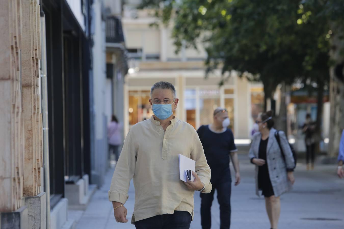 El primer día de mascarillas obligatorias en Córdoba, en imágenes