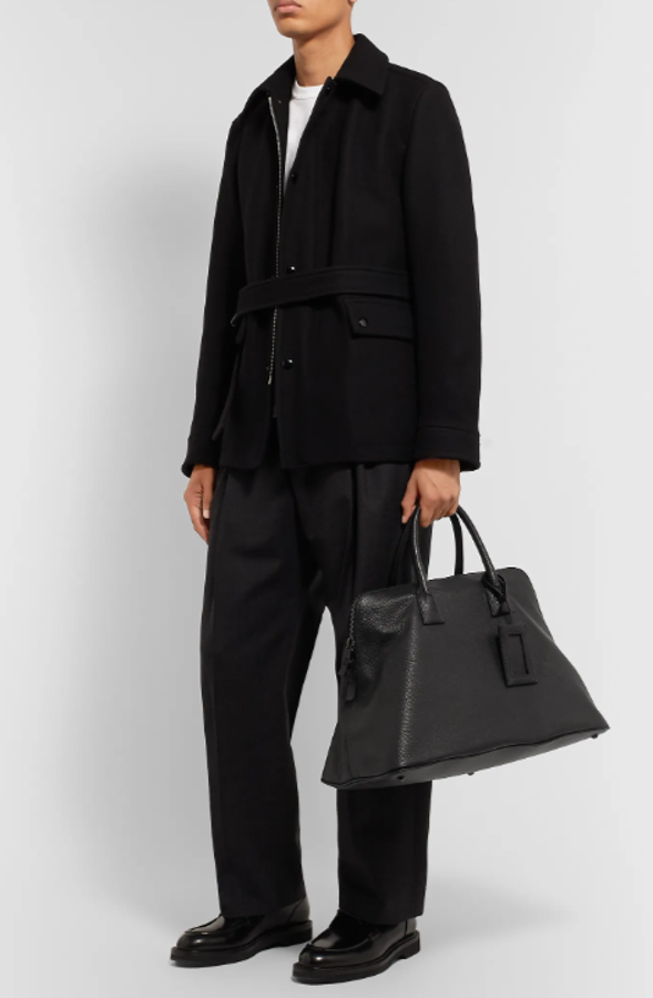 Bolso de Maison Margiela. Otra opción para quienes buscan un modelo más funcional y elegante es este de Maison Margiela (Precio: 1790 euros).