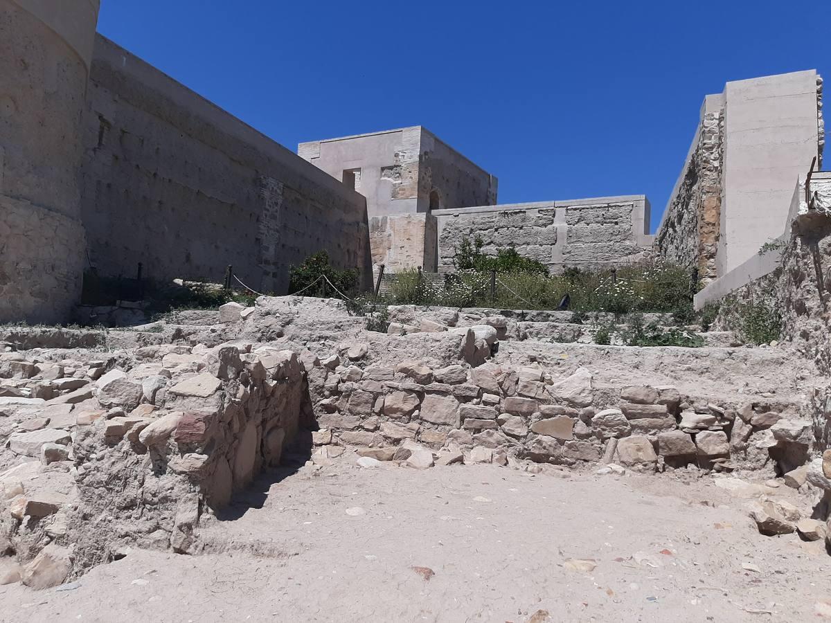 Las obras del Castillo del Castro del Río, en imágenes