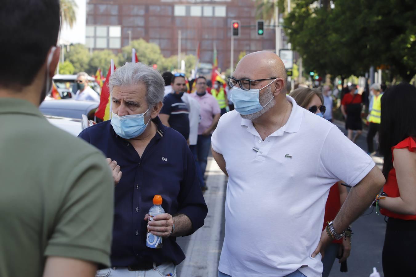 La marcha contra el Gobierno en Córdoba de Vox, en imágenes (I)