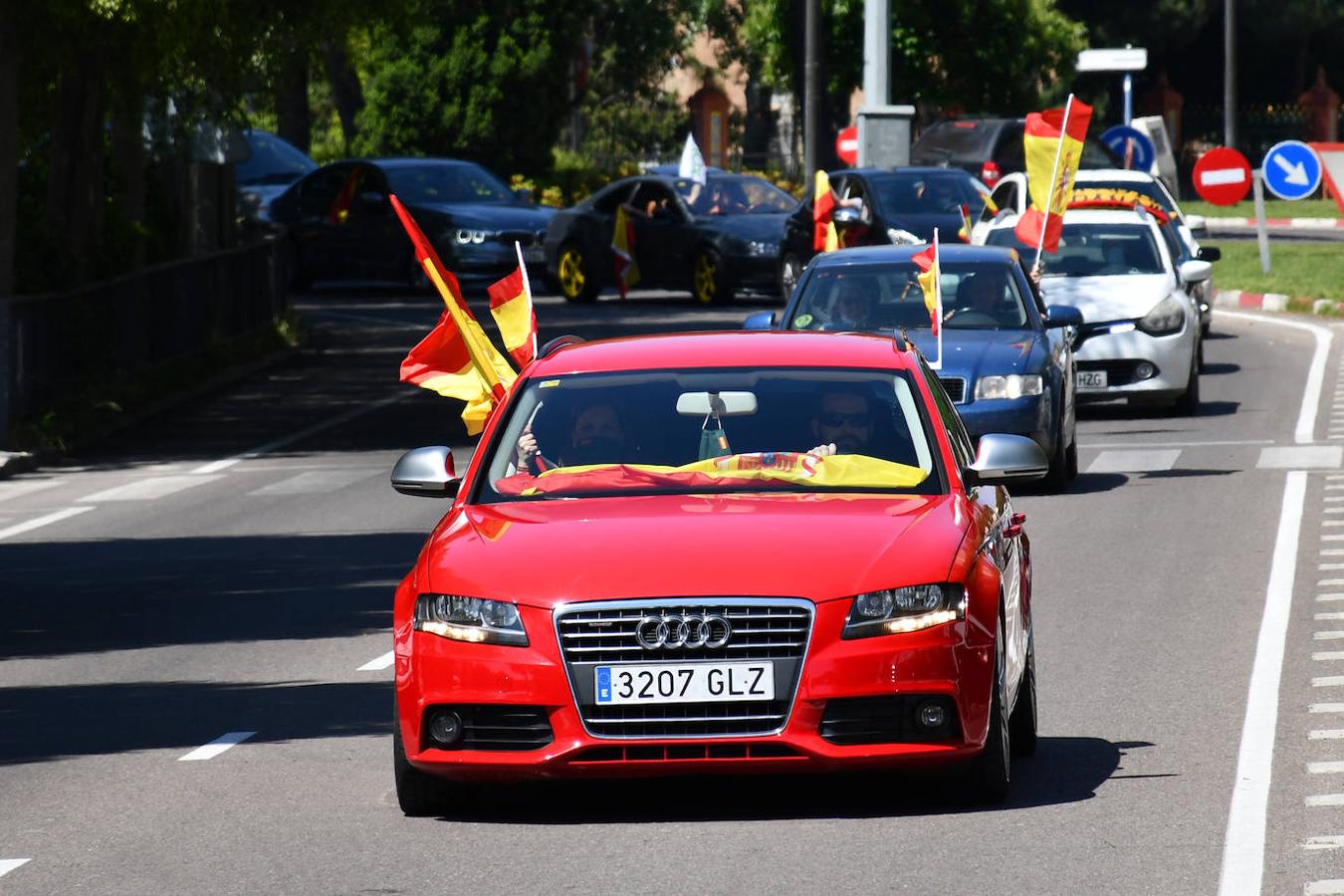 220 coches en la caravana de Vox en Talavera