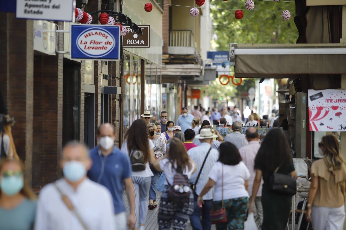 El ambiente en la calle el primer día de la fase 2 en Córdoba, en imágenes