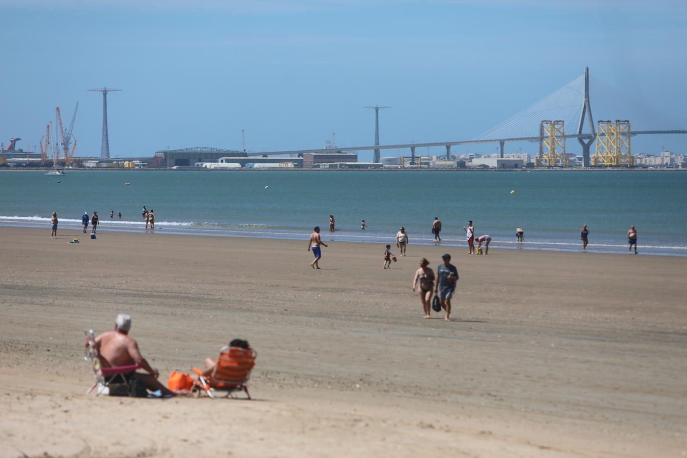 FOTOS: Así vive Cádiz el primer día en la fase 2