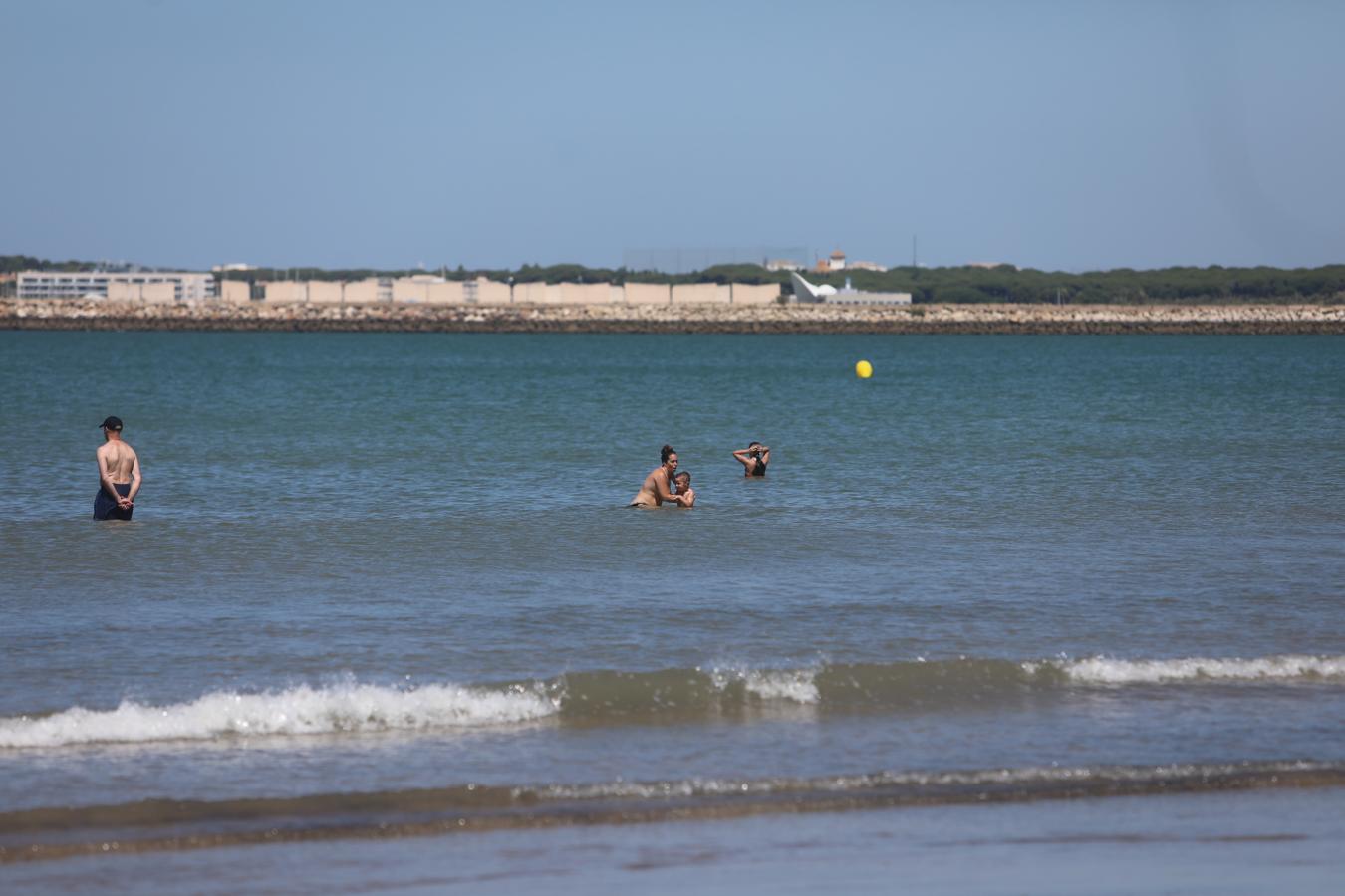 FOTOS: Así vive Cádiz el primer día en la fase 2