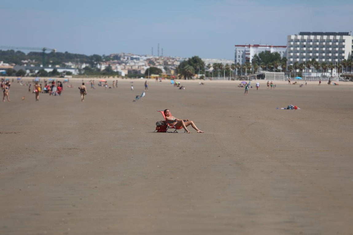 FOTOS: Así vive Cádiz el primer día en la fase 2