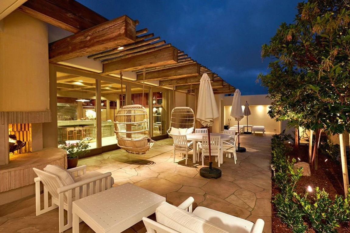 La nueva mansión costera de Melinda y Bill Gates. El empresario ha pagado 43 millones de dólares , cincon menos de la cantidad con la que salió al mercado la propiedadde los 48. Esta cifra representa una de las mayores ventas en la historia de la localidad, por detrás de la que pagaron sus anteriores dueños.