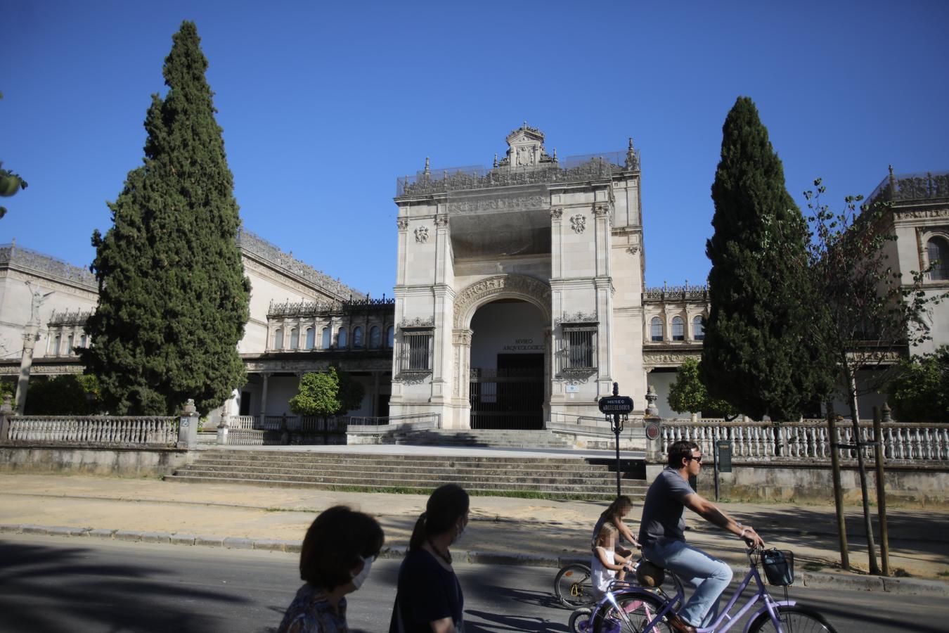 Un paseo por el parque de María Luisa en el camino hacia la «nueva normalidad»