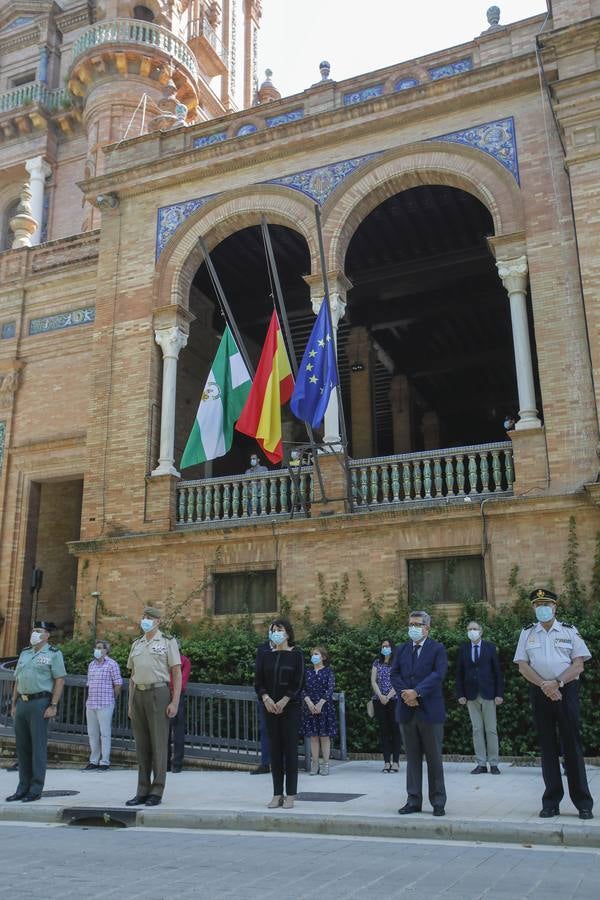 Minuto de silencio por las víctimas del Covid-19 en las instituciones andaluzas