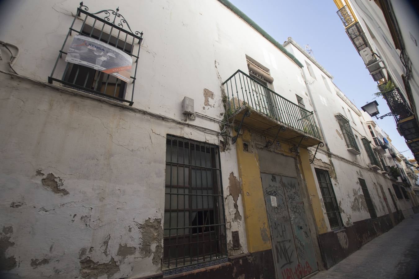 Repaso al estado de abandono de  casas con gran valor patrimonial en Sevilla