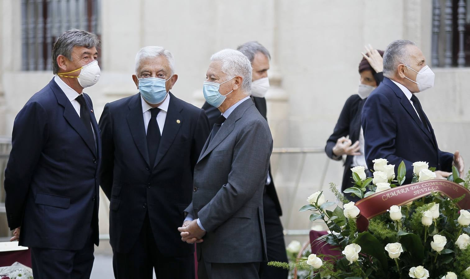 El homenaje de Sevilla a las víctimas del coronavirus en el día de San Fernando (y II)