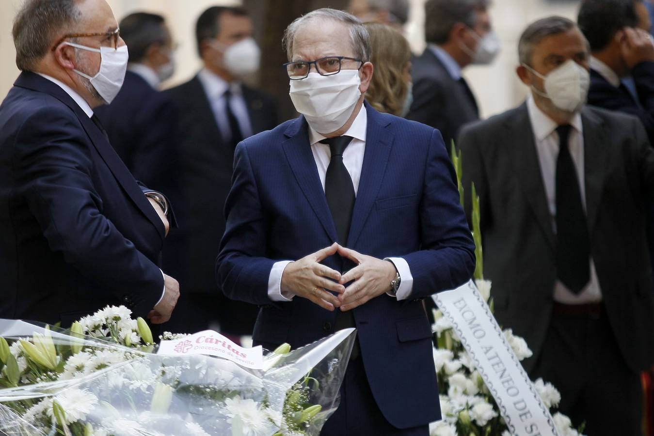 El homenaje de Sevilla a las víctimas del coronavirus en el día de San Fernando (y II)