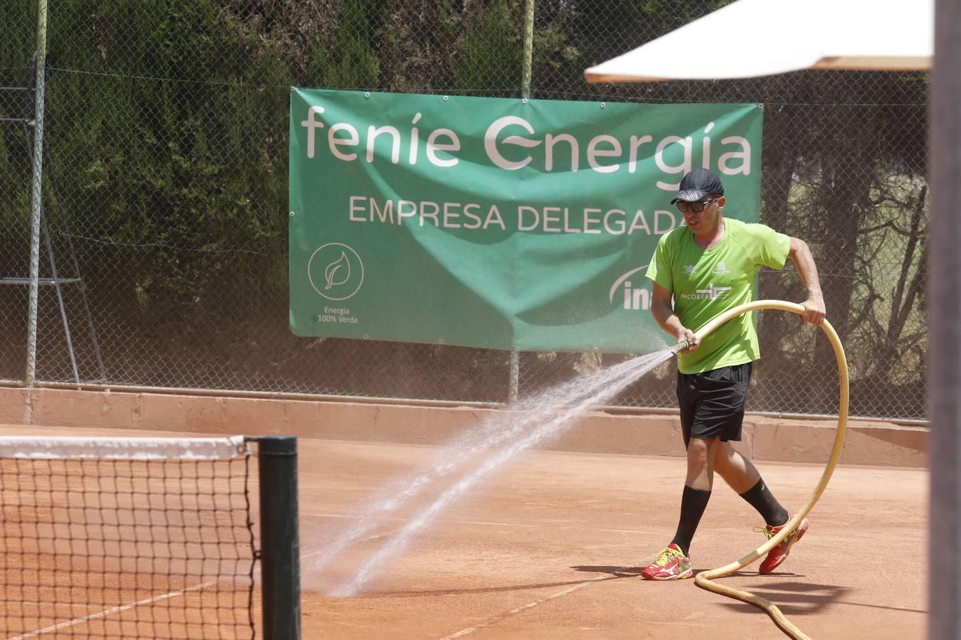 La apertura de la piscina del Aeroclub de Córdoba, en imágenes