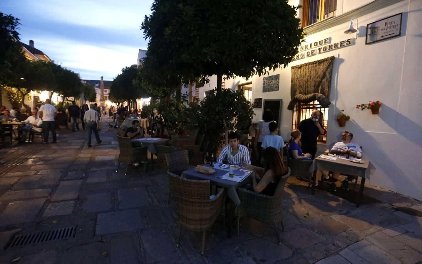 El ambiente de la desescalada en las terrazas de la Ribera de Córdoba, en imágenes