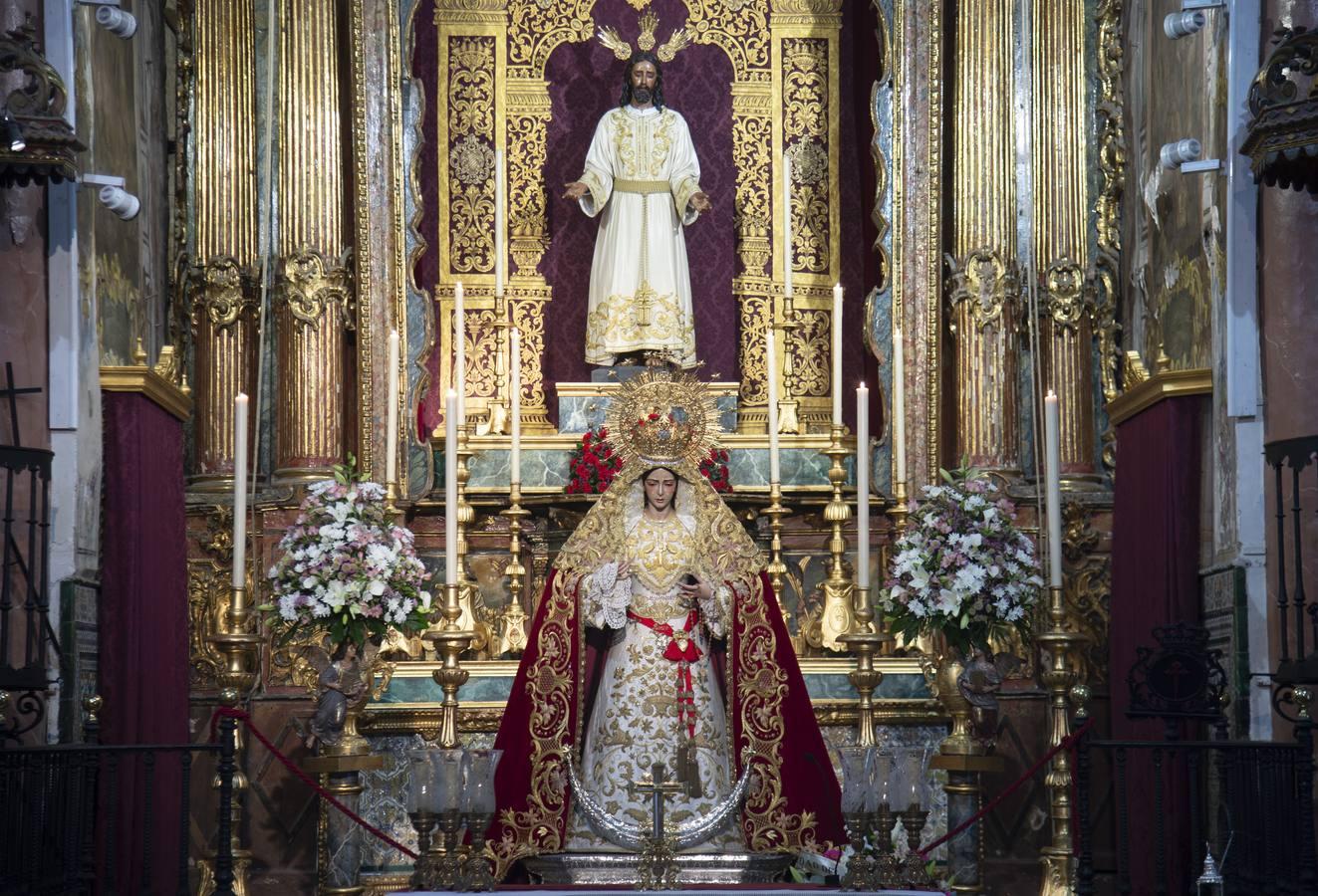 La Virgen del Rocío, en el día de su festividad