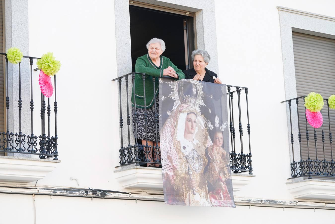 El traslado de la Virgen de Luna a Villanueva de Córdoba, en imágenes