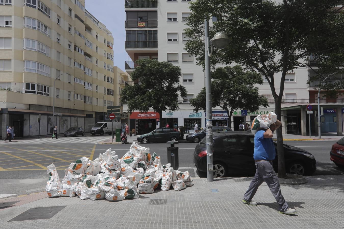 Cádiz, entre el trabajo y la playa