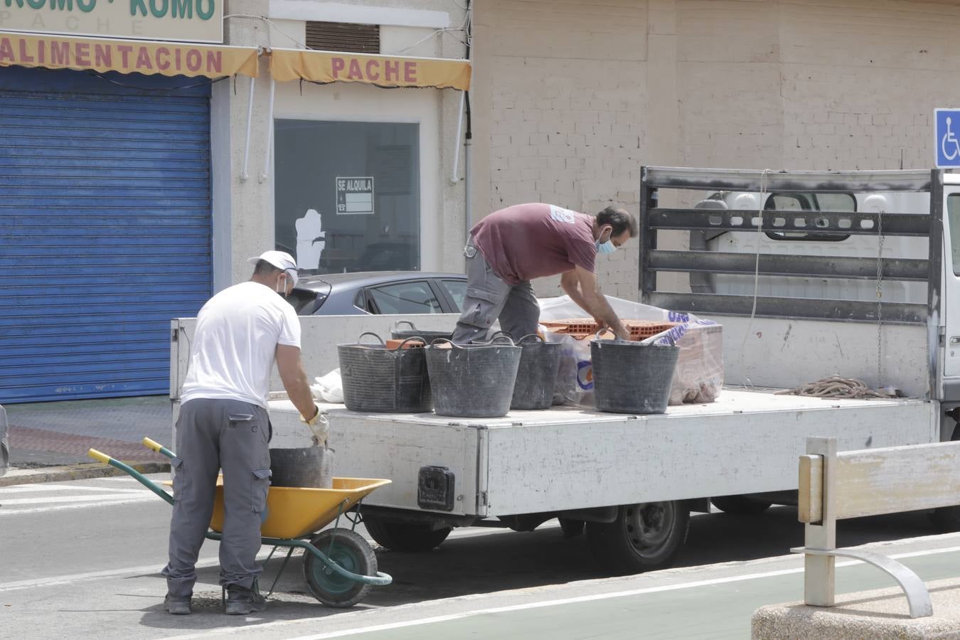 Cádiz, entre el trabajo y la playa