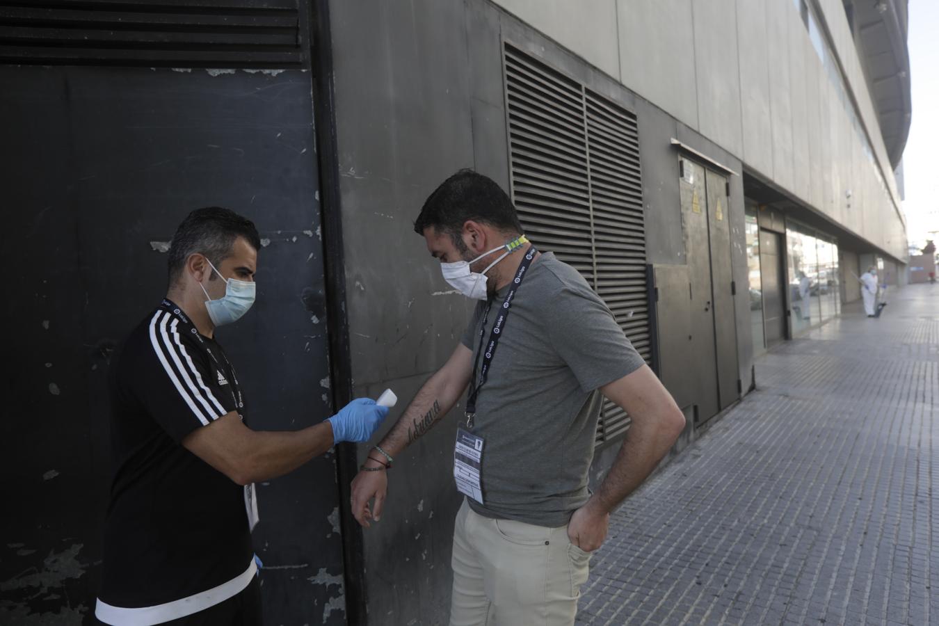 FOTOS: El Cádiz CF vuelve a entrenar en Carranza tras el parón por el coronavirus