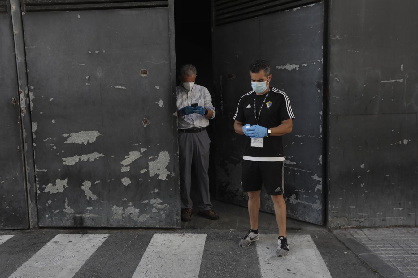 FOTOS: El Cádiz CF vuelve a entrenar en Carranza tras el parón por el coronavirus