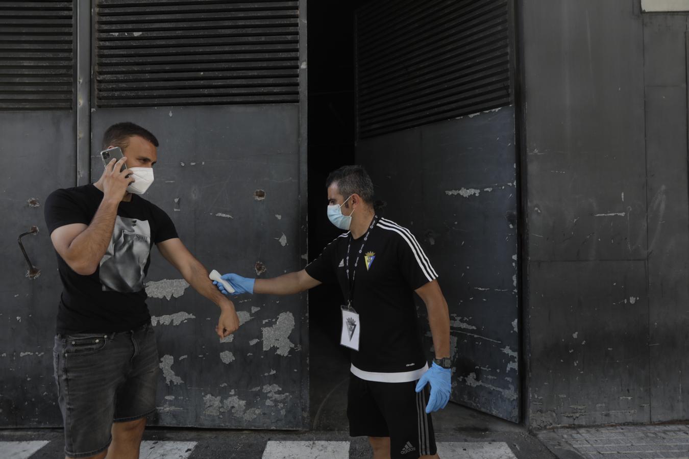 FOTOS: El Cádiz CF vuelve a entrenar en Carranza tras el parón por el coronavirus