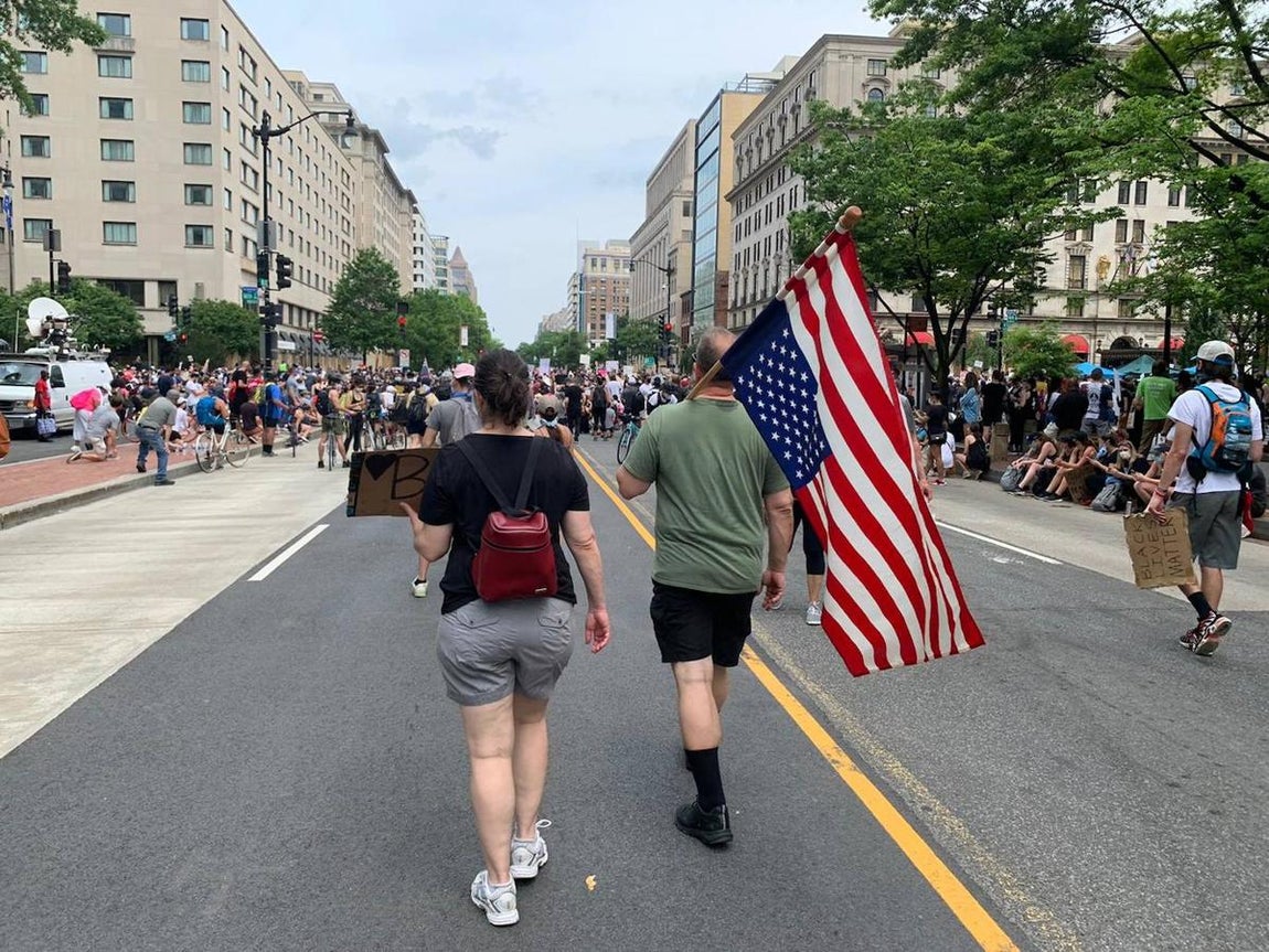 En imágenes: Multitudinaria manifestación en Washington contra el racismo y contra Trump