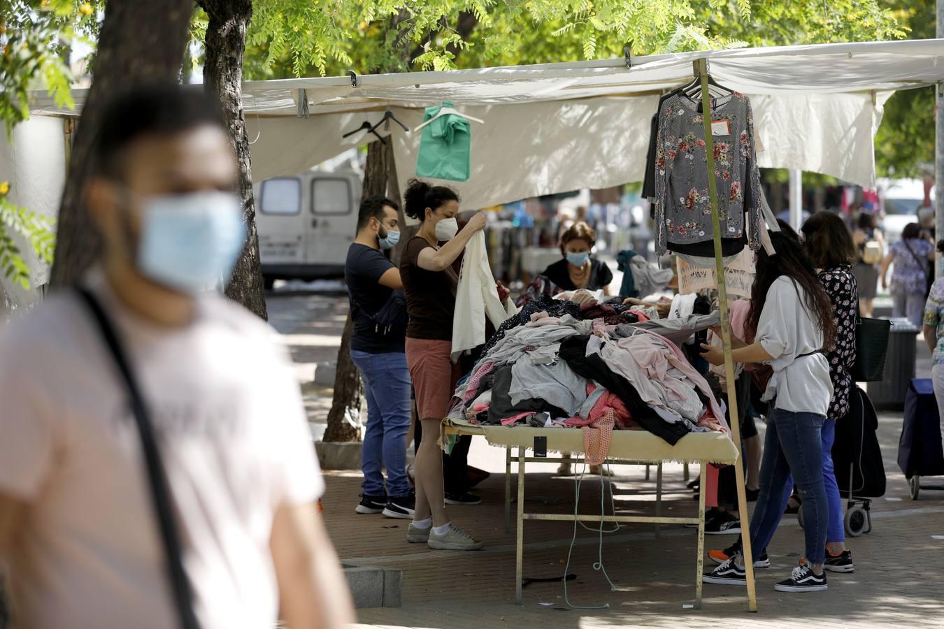 La vuelta de los mercadillos en Córdoba, en imágenes