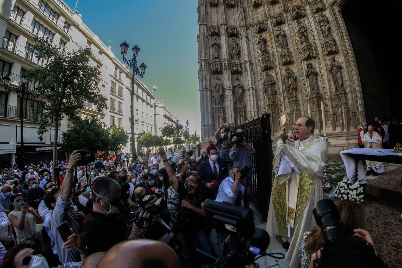 Procesión claustral del Corpus en la Catedral