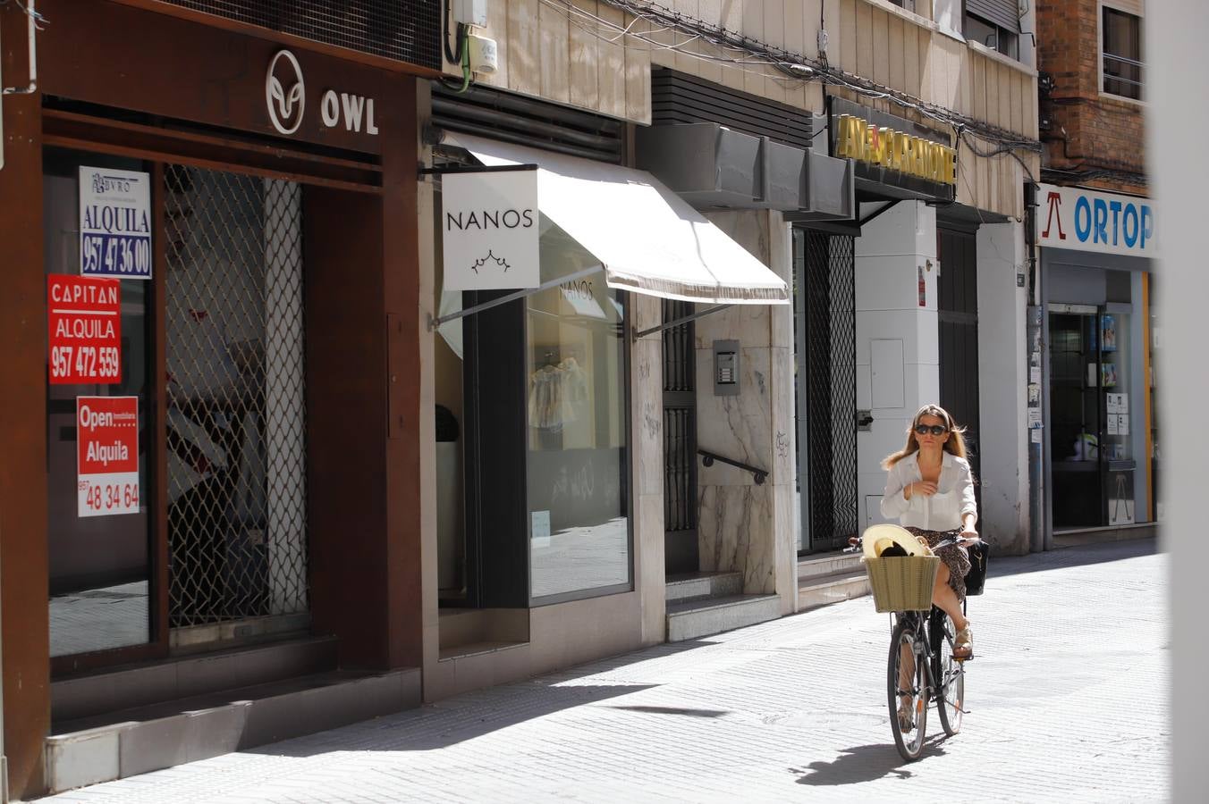 El desolador paseo por los comercios cerrados del Centro de Córdoba