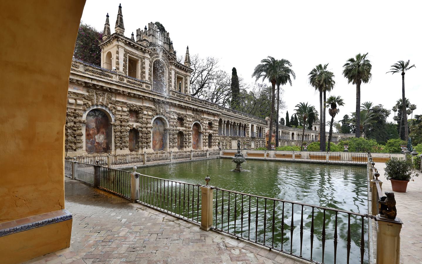 El Alcázar de Sevilla se prepara para la reapertura