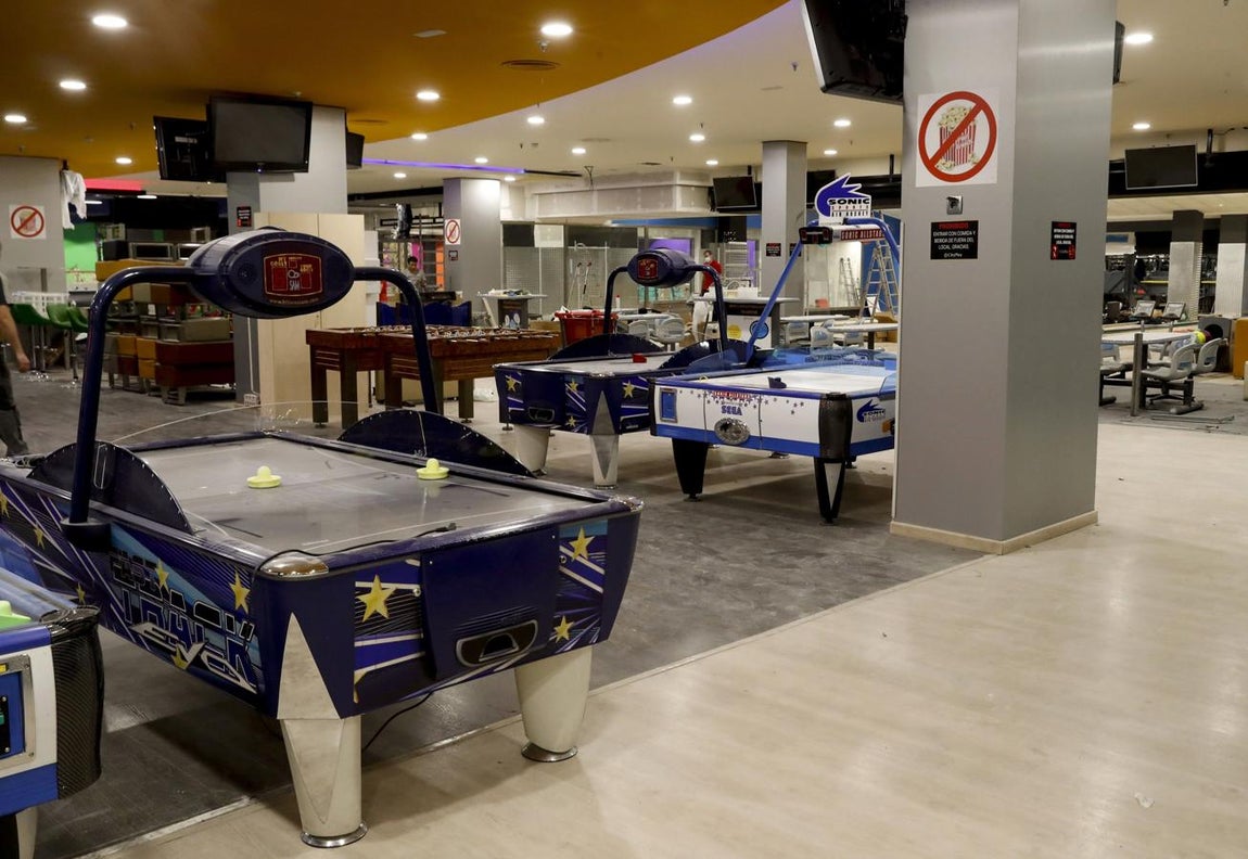 El Palacio de Hielo recupera su actividad tras ser un símbolo de la pandemia