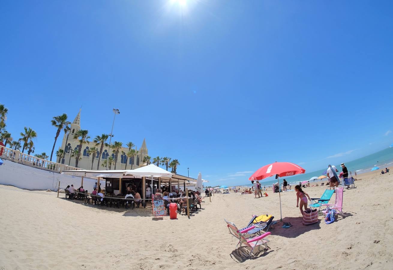 Tranquilidad en la playa de Regla en Chipiona