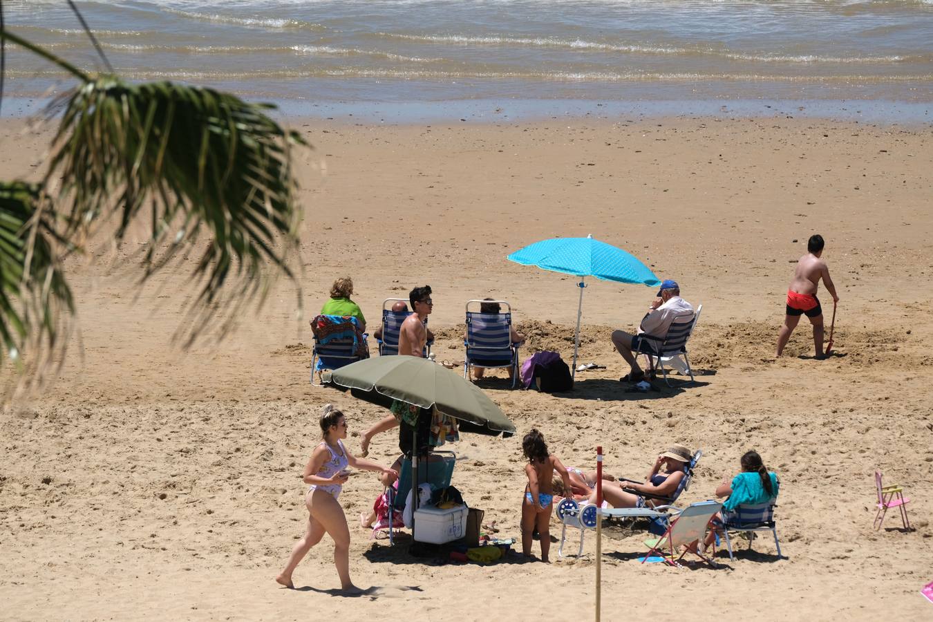 Tranquilidad en la playa de Regla en Chipiona