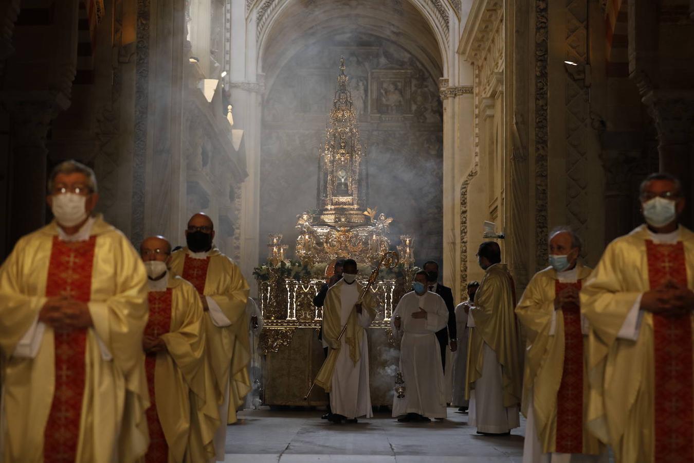 La procesión del Corpus Christi de Córdoba, en imágenes