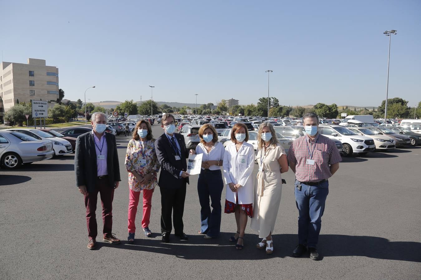 Así están los aparcamientos del hospital Reina Sofía de Córdoba, en imágenes