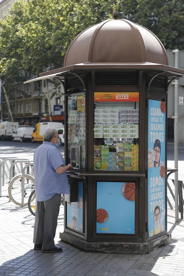 La vuelta de la venta de cupones de la ONCE en Córdoba, en imágenes