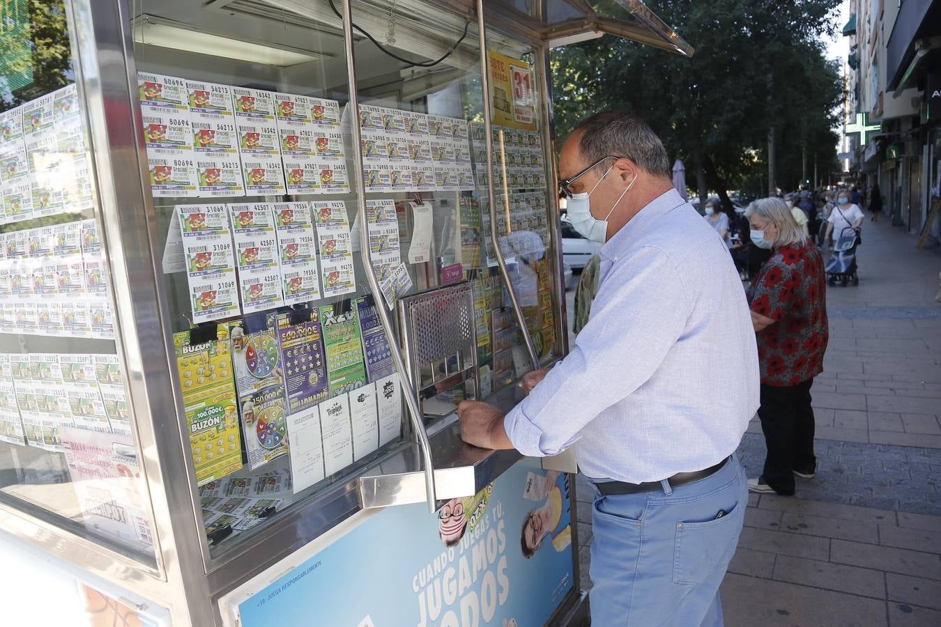 La vuelta de la venta de cupones de la ONCE en Córdoba, en imágenes