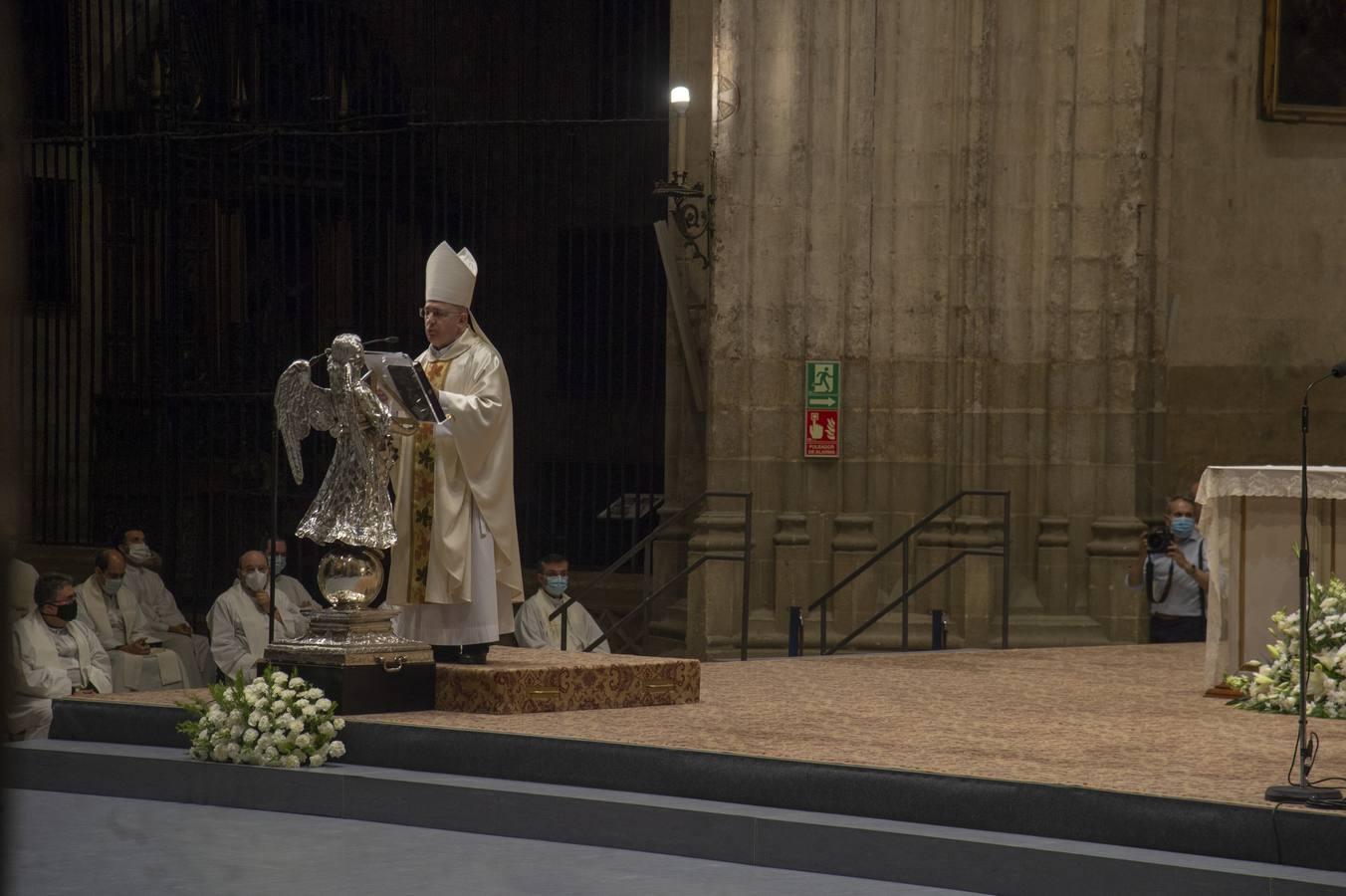 Fotogalería de Santiago Gómez Sierra en las hermandades de Sevilla