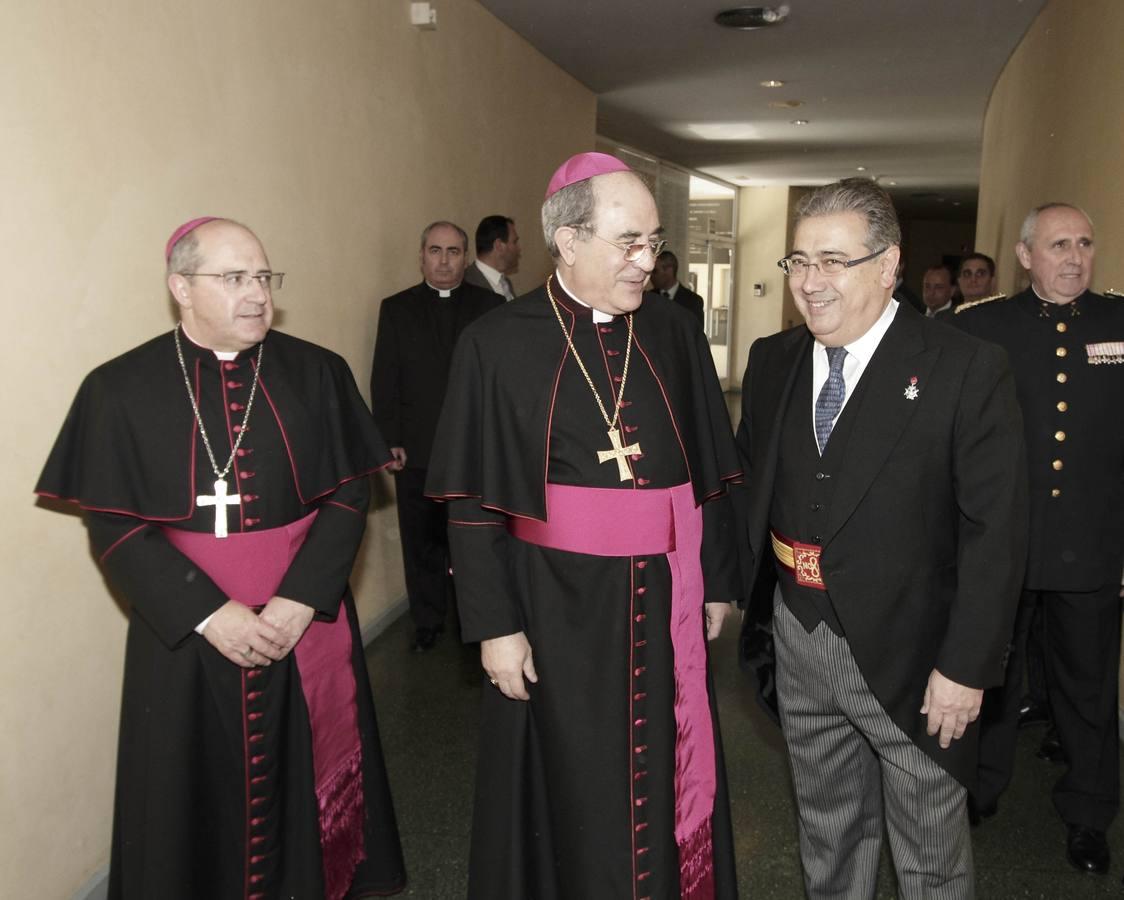 Fotogalería de Santiago Gómez Sierra en las hermandades de Sevilla