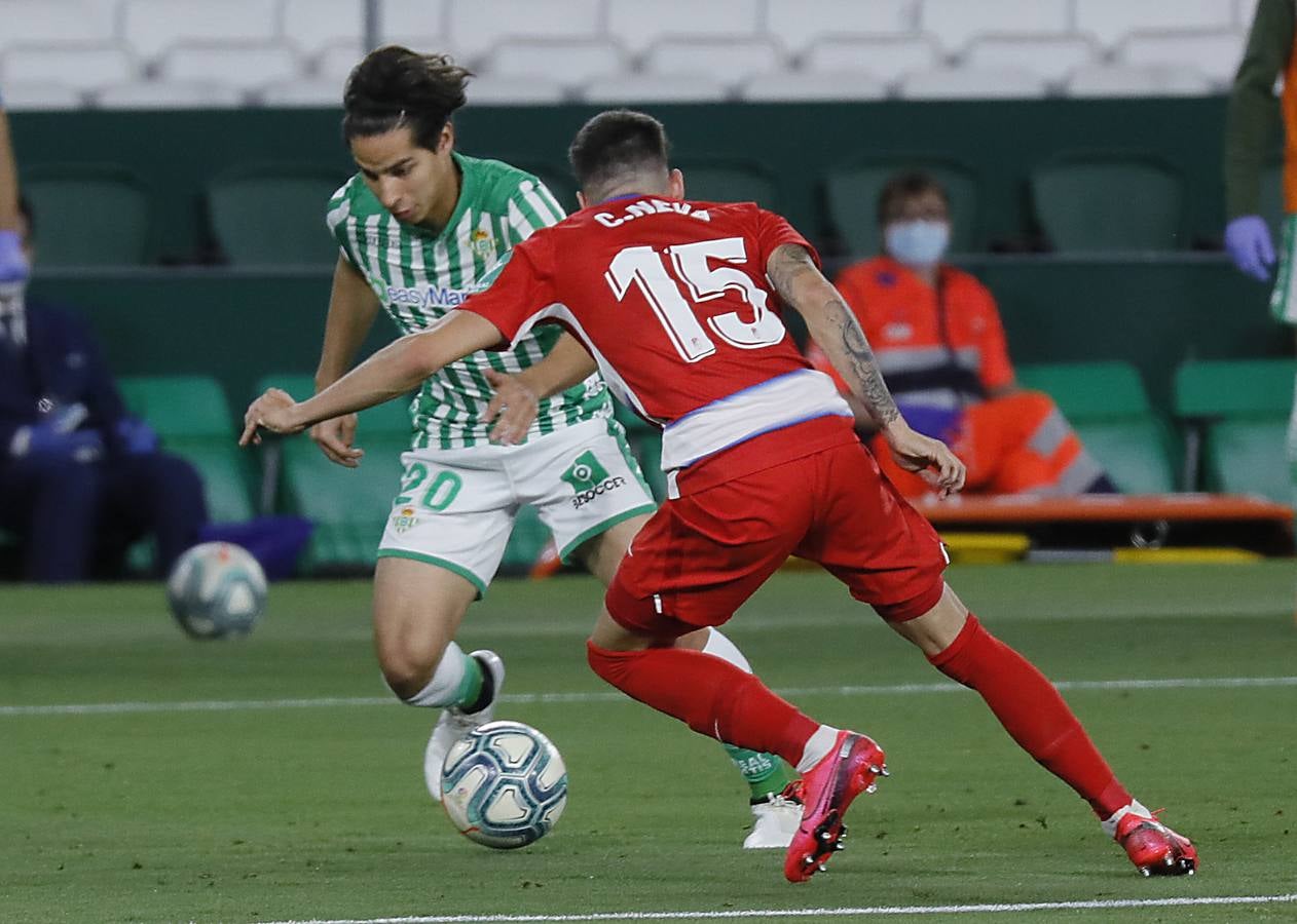 En imágenes, el Betis-Granada en el Villamarín