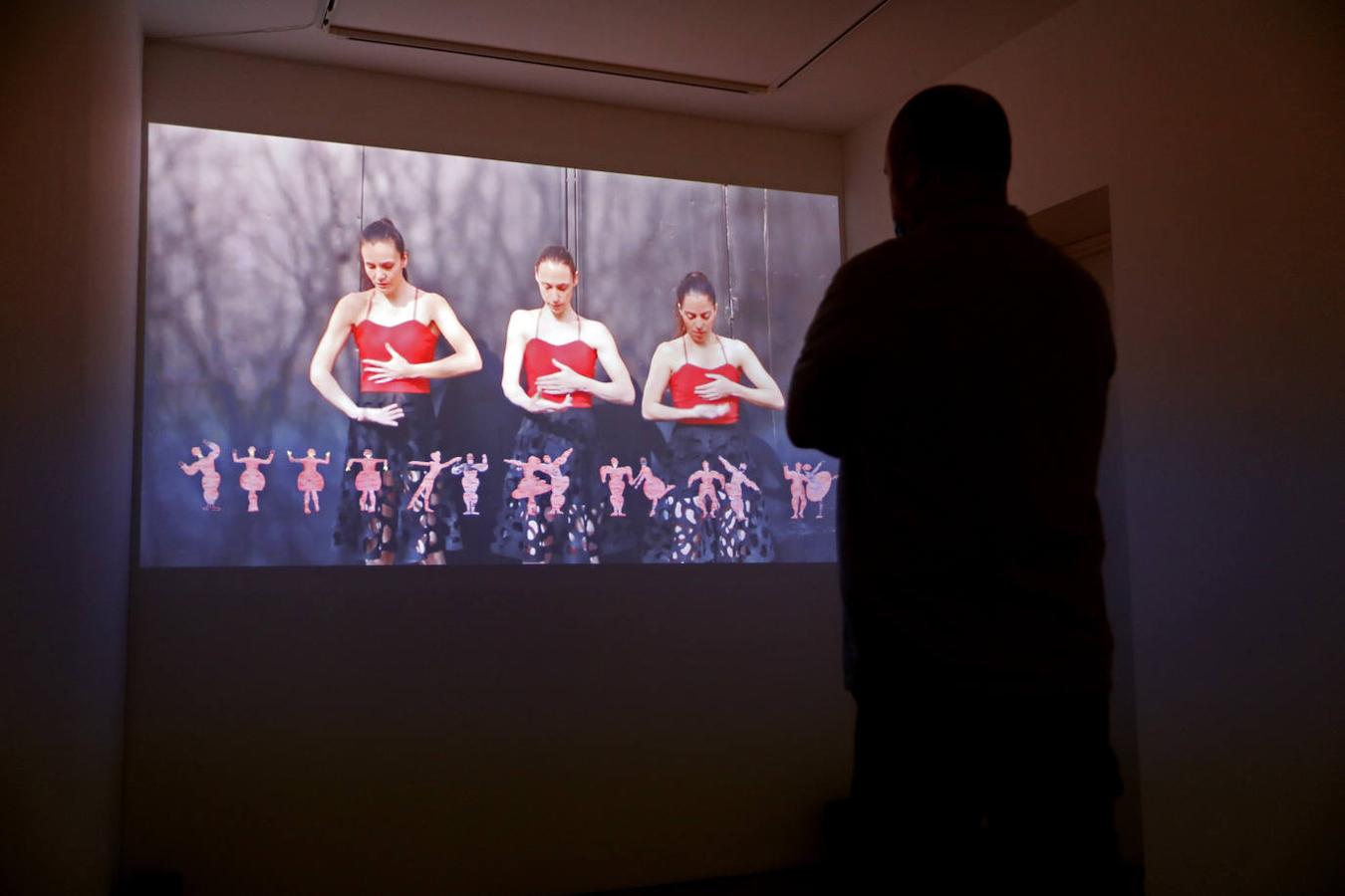 La exposición de Ángeles Alcántara sobre la Bauhaus en Córdoba, en imágenes