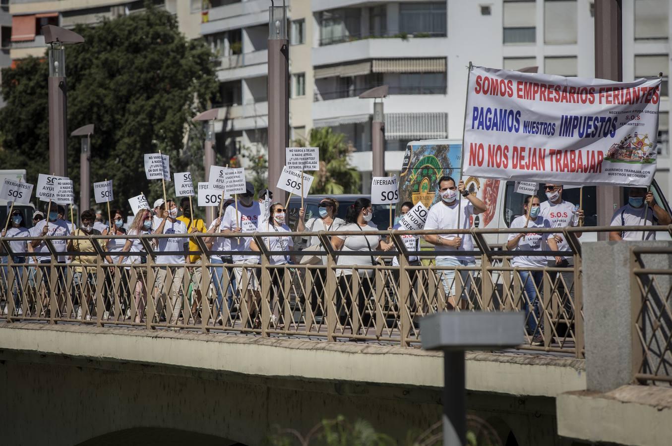 Los feriantes continúan con sus protestas en Sevilla