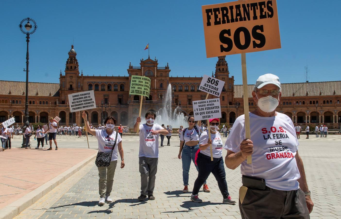 Los feriantes continúan con sus protestas en Sevilla