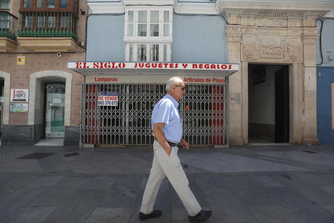 FOTOS: El comercio en Cádiz, en declive