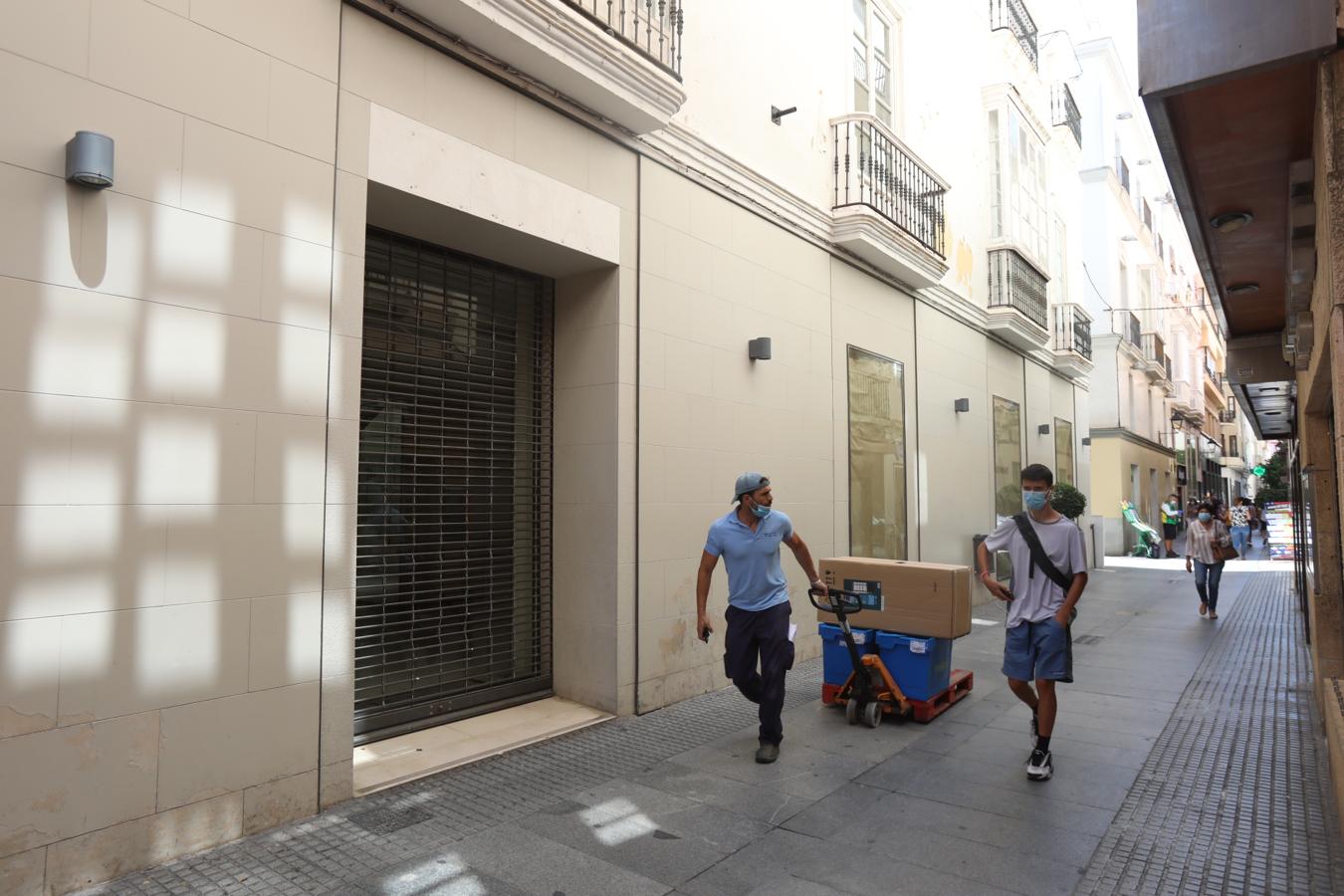 FOTOS: El comercio en Cádiz, en declive