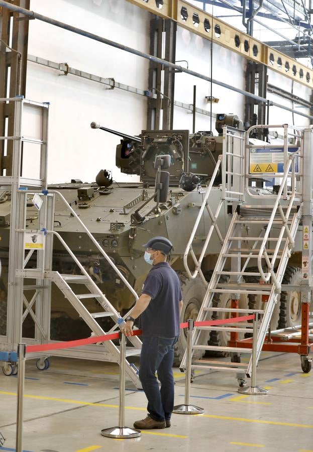 La fábrica de Santa Bárbara en Alcalá exhibe sus carros de combate