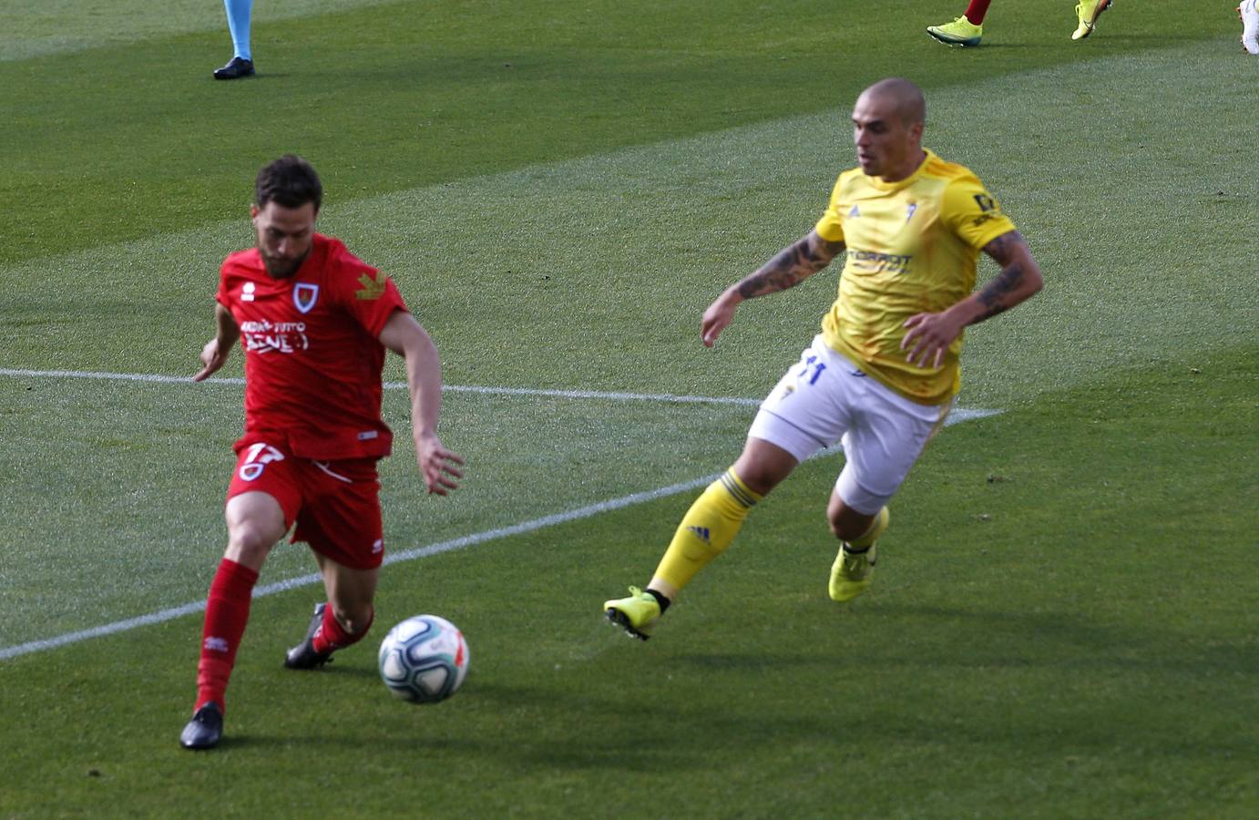 FOTOS: Numancia - Cádiz CF en Soria