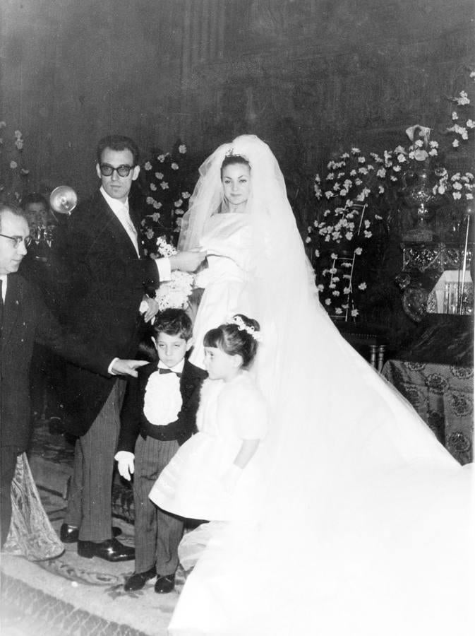 Boda con Augusto Algueró en la Basílica del Pilar e Zaragoza. 